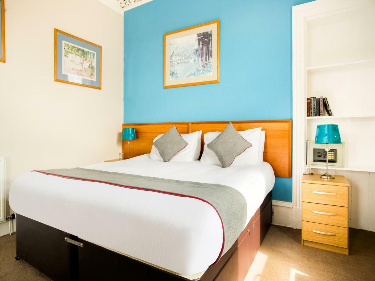 โอโย คอร์เนอร์ โฮเทล Hotel คาร์นูสตี ภายนอก รูปภาพ